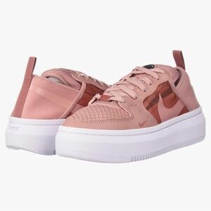 nike women’s court vision alta
